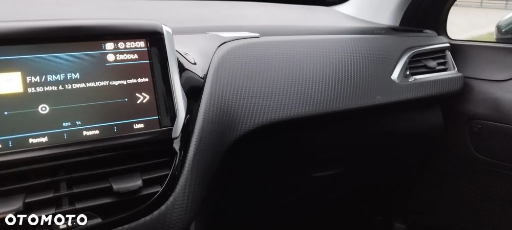 Peugeot 2008 - 23