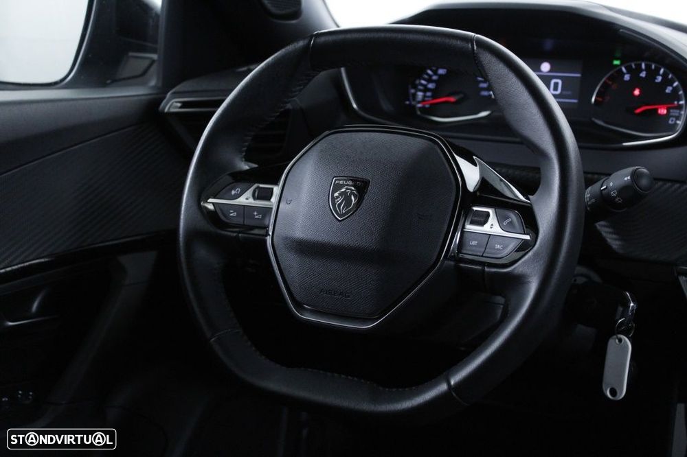 Peugeot 2008 1.2 PureTech Active - 17