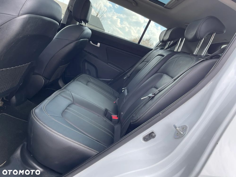 Kia Sportage 2.0 CRDI 4WD Dream-Team Edition - 25