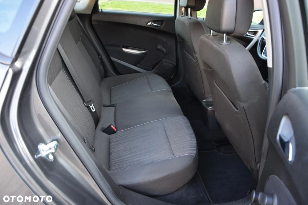 Opel Astra 1.6 Enjoy - 24