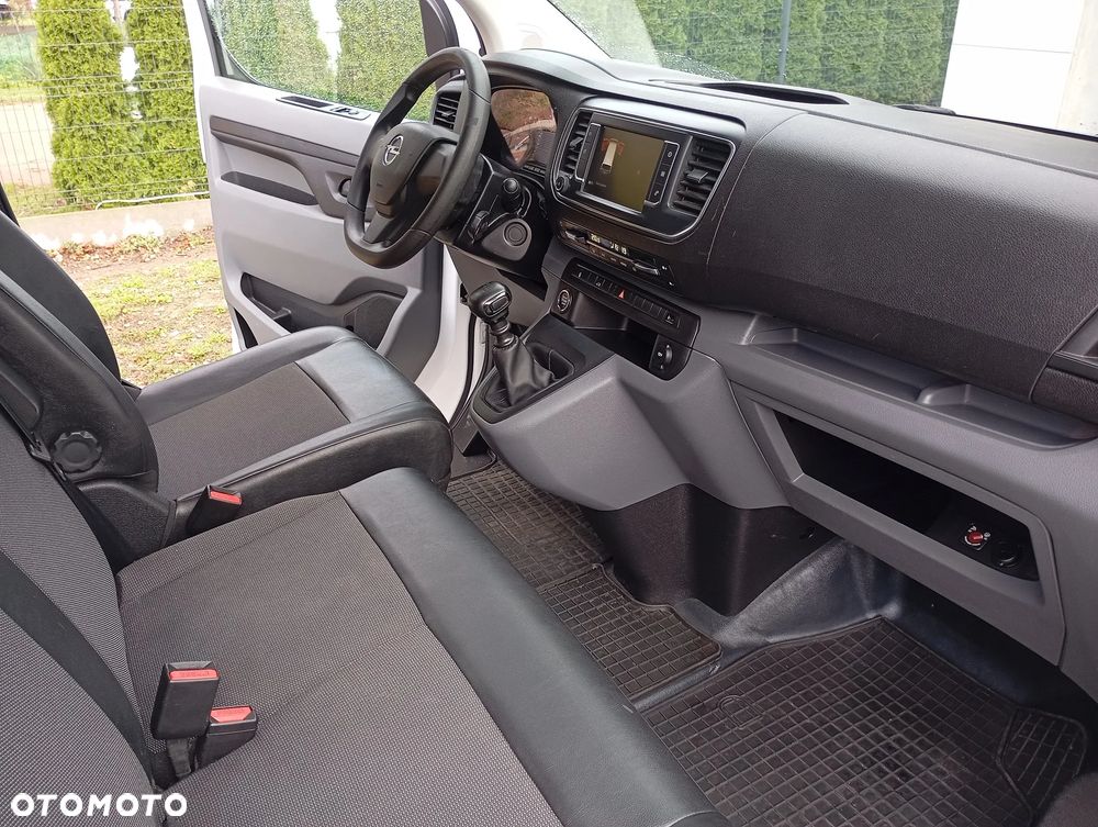 Opel vivaro - 8