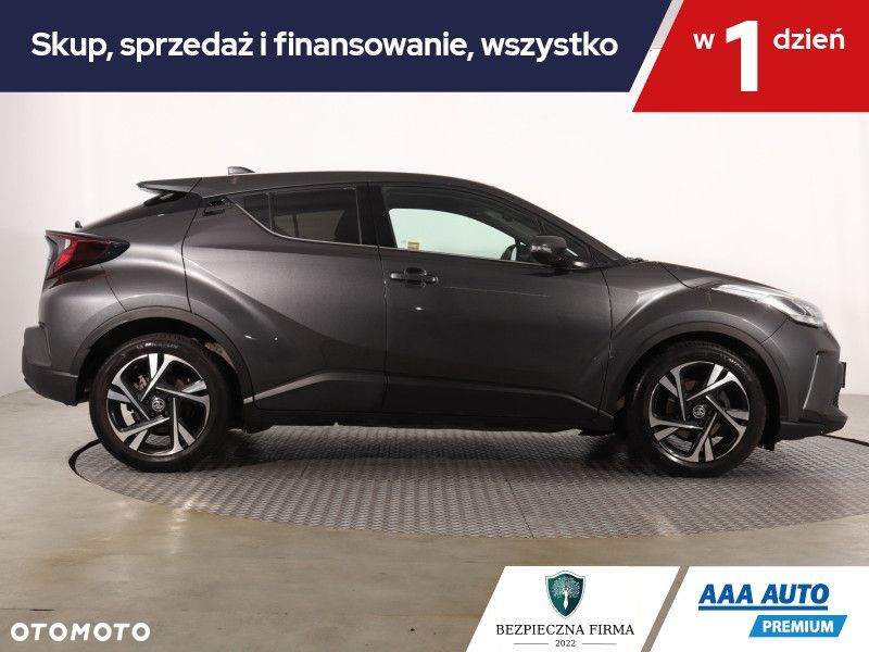 Toyota C-HR - 8