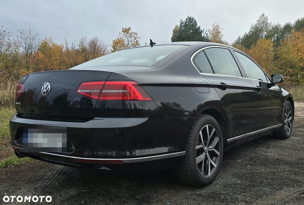 Volkswagen Passat - 5