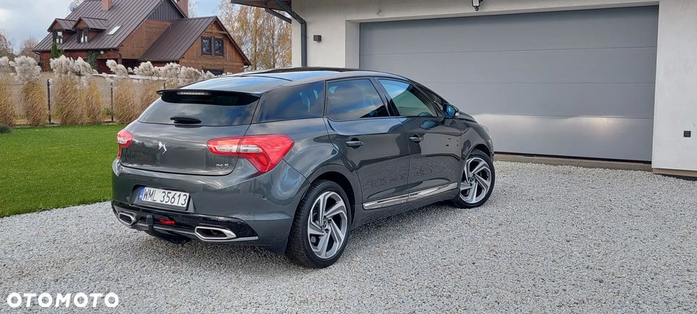 DS Automobiles DS 5 - 5