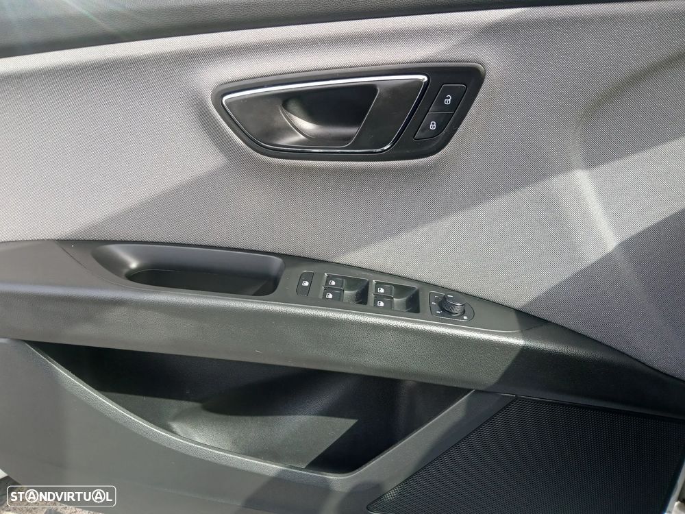SEAT Leon ST 1.6 TDI Xcellence S/S - 39