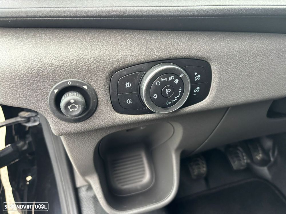 Ford Transit 2.0 TDCi - ANTEPARA - 9 LUG + CAIXA CARGA - IVA - 21