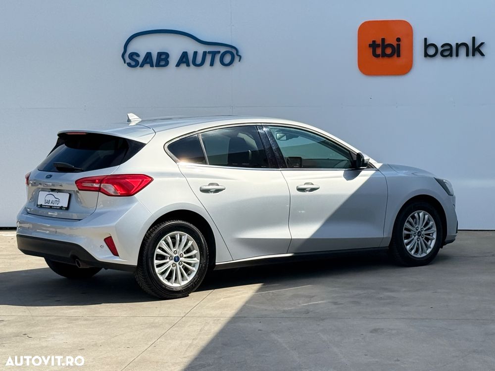 Ford Focus 1.0 EcoBoost Active - 23