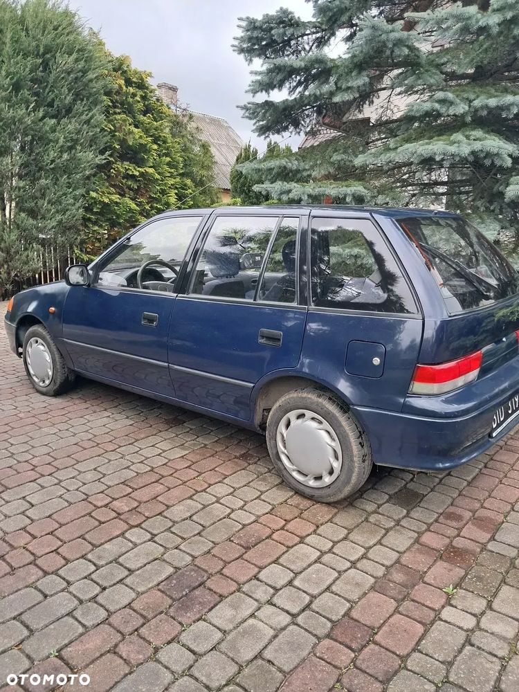 Suzuki Swift 1.3 GLX - 1