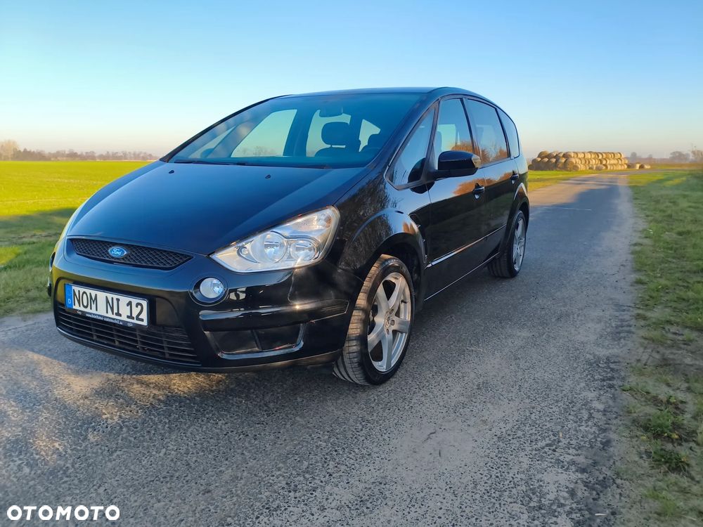 Ford Galaxy 2.0 Concept - 1