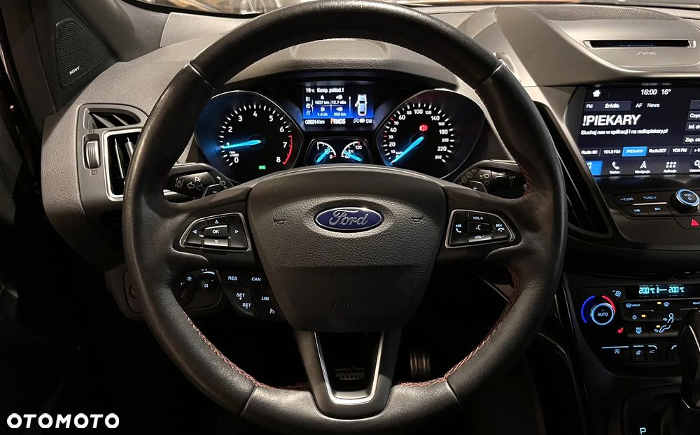 Ford Kuga 2.0 EcoBoost 4x4 ST-Line - 12