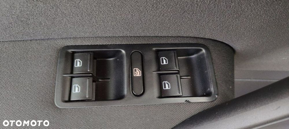 Volkswagen Polo - 23