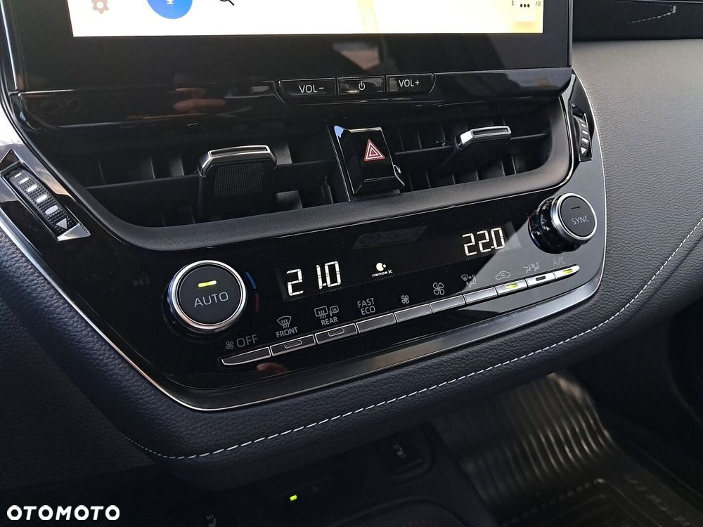 Toyota Corolla - 24