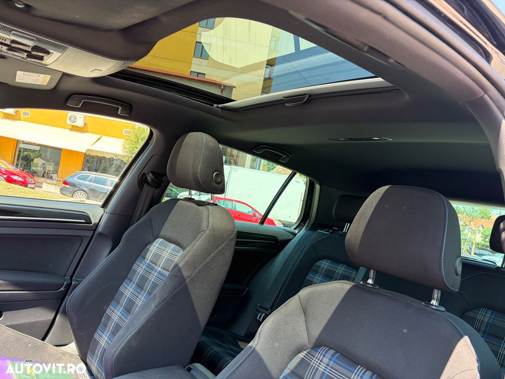 Volkswagen Golf 1.4 GTE Plug-In-Hybrid DSG - 11