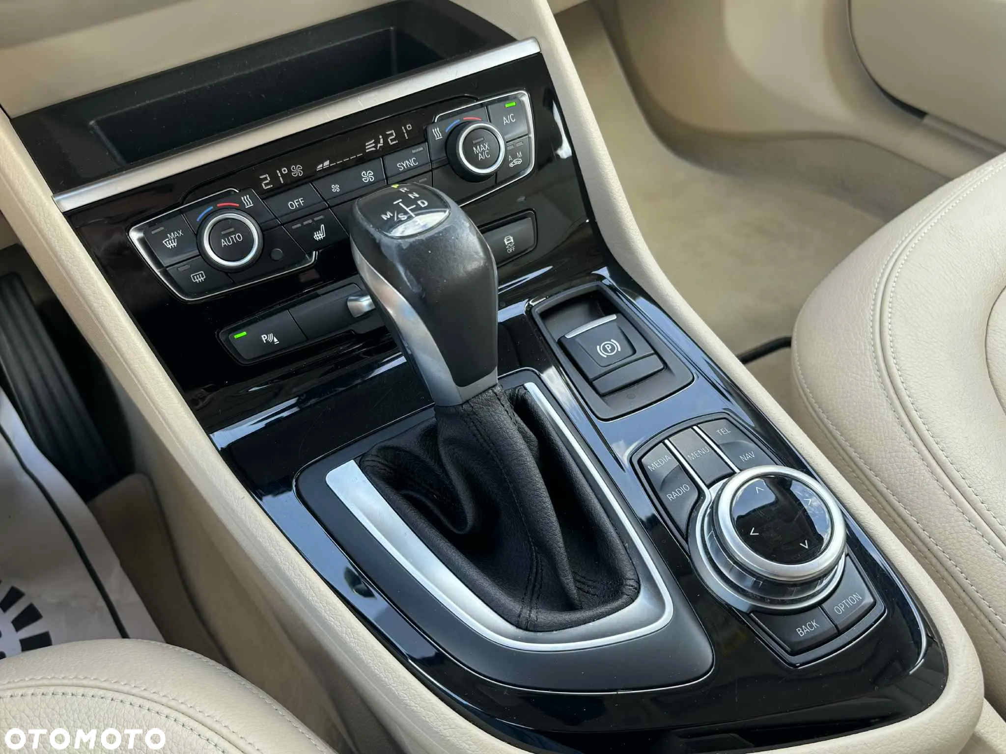 BMW Seria 2 - 12