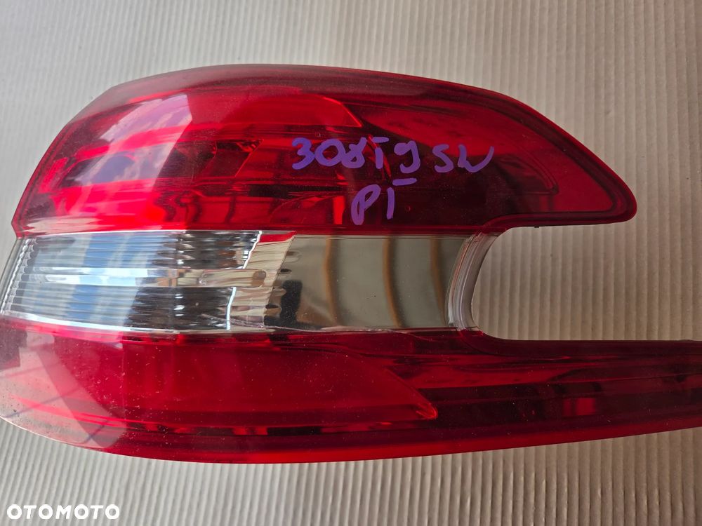 Lampa tylna prawa Peugeot 308 T9 SW - 3