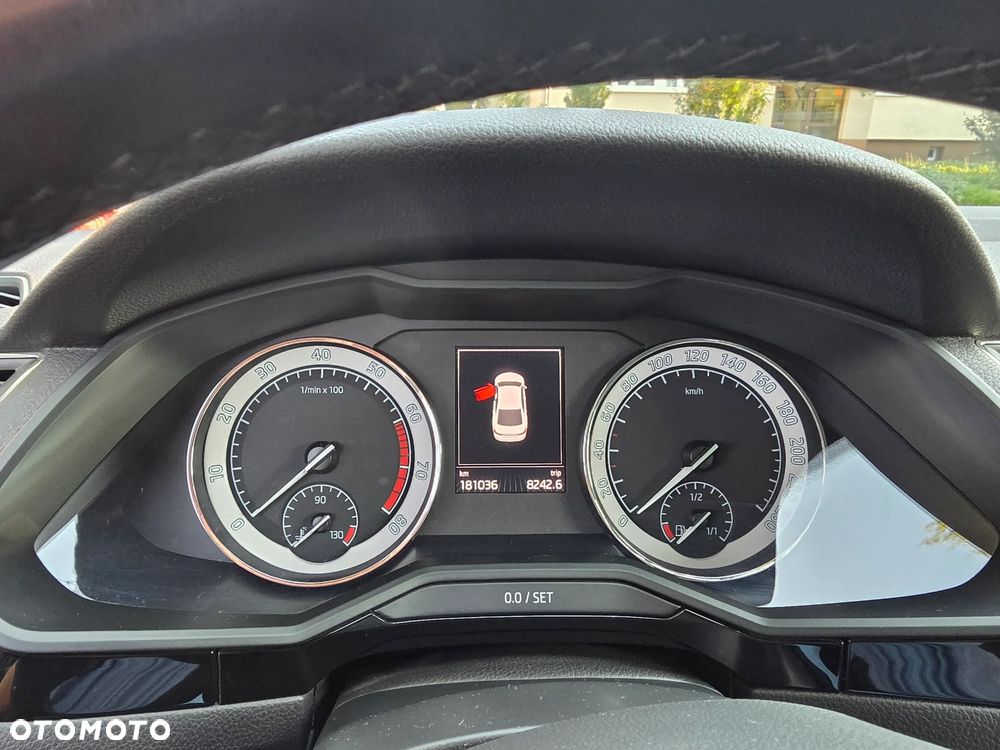 Skoda Superb 2.0 TSI 4x4 L&K DSG - 11