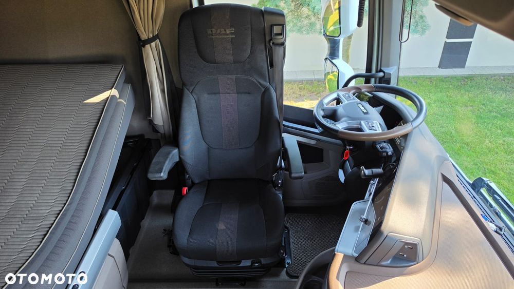 DAF ///XG+///480///2022/// LOW-DECK///MEGA///JEDYNE 334 TYŚ KM///KLIMATYZACJA POSTOJOWA/// FULL LED///WIRTUAL COCPIT///WYŚWIETLACZ OBCIĄŻENIA///STAN BARDZO DOBRY. - 34