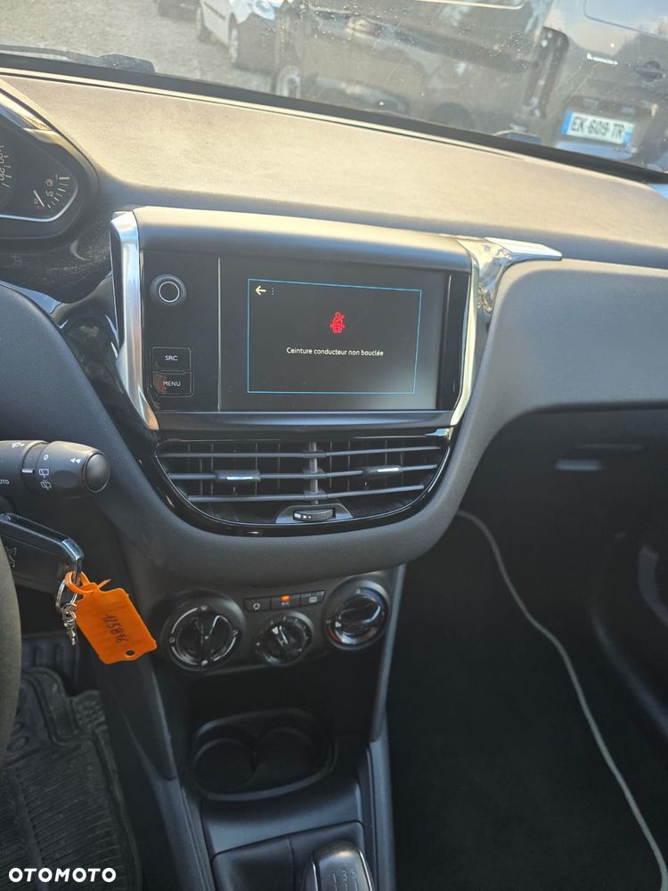 Peugeot 208 1.2 PureTech Access - 16