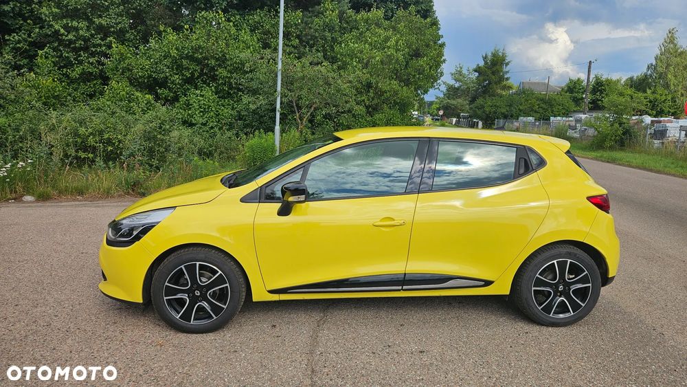 Renault Clio 1.2 16V 75 LIMITED - 4
