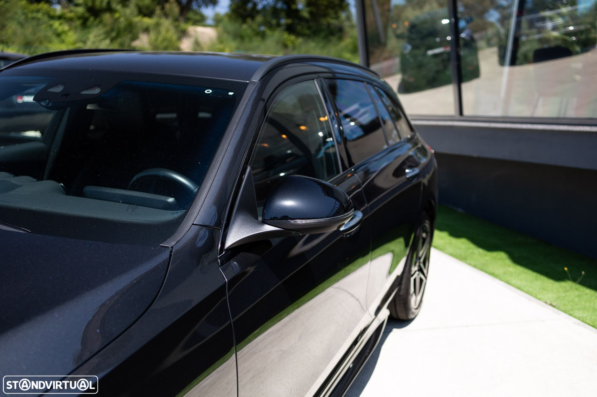 Mercedes-Benz C 300 e AMG Line - 14