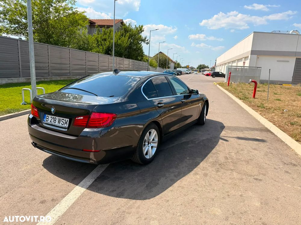 BMW Seria 5 525d xDrive AT - 6