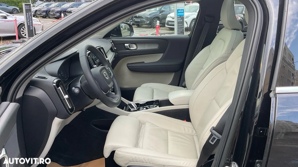 VOLVO XC40 2022 — imagine 13