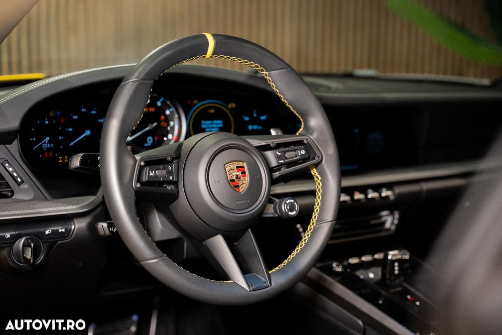 Porsche 911 4S PDK - 19