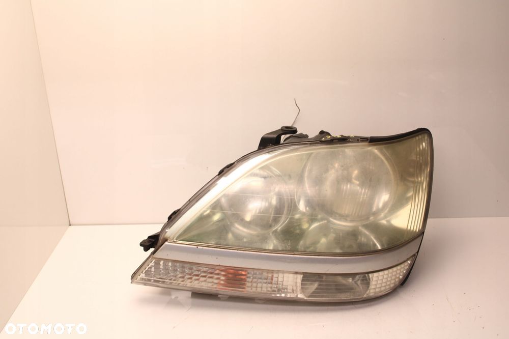 LEXUS IS I LIFT 00R- REFLEKTOR LEWY LAMPA LEWA PRZEDNIA PRZÓD - 1