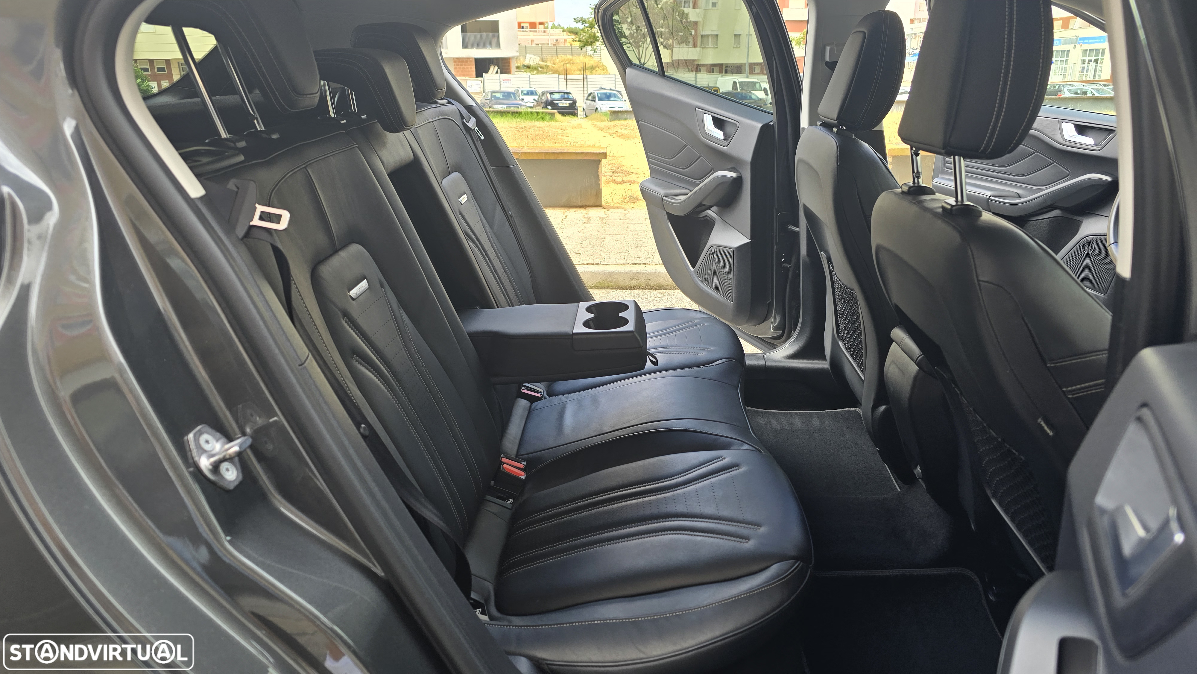 Ford Focus 1.5 EcoBoost Vignale - 22