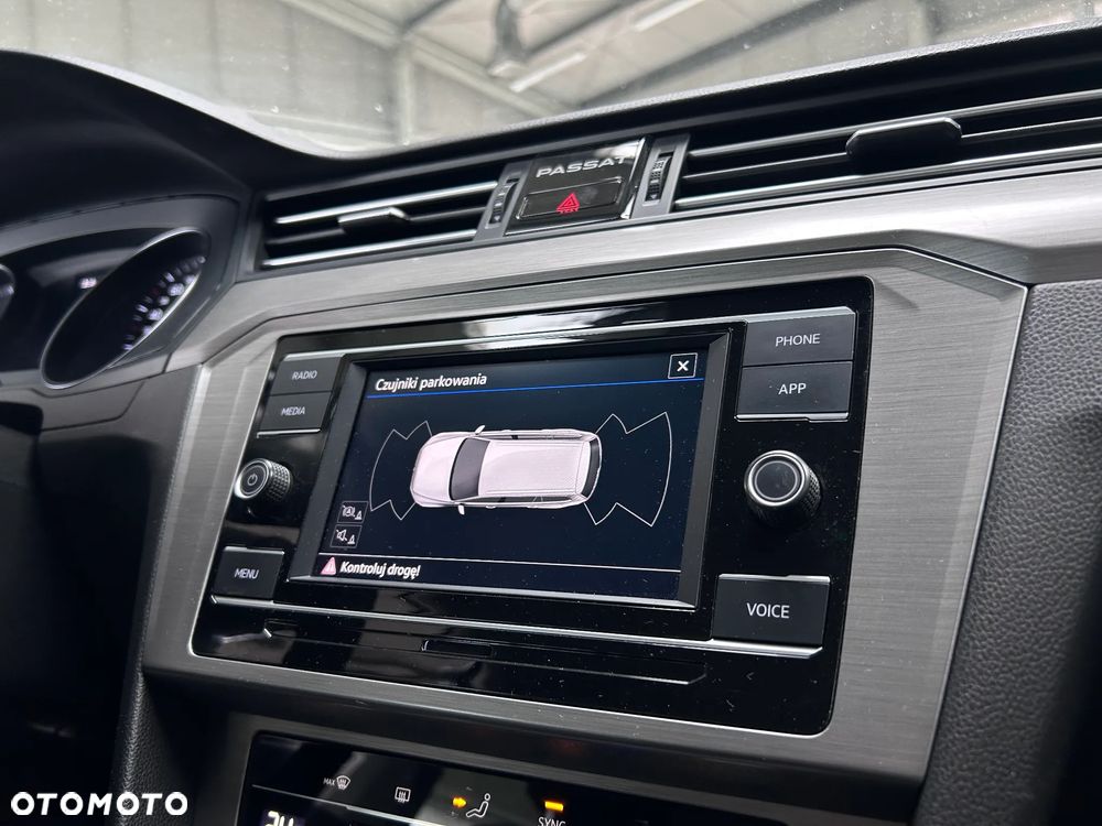 Volkswagen Passat 1.5 TSI EVO Essence - 21