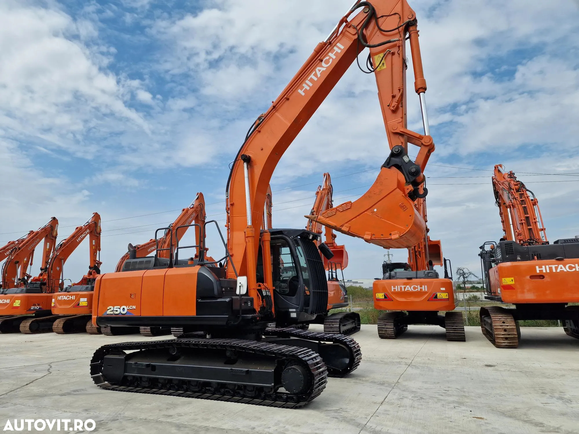 Hitachi ZX250LCN-6, 2016, 8.800h, latime 2,99m, inst picon, a doua inst hidr, gresare automata, protectie cabina, posibilitate leasing, PROMOTIE 77900 EUR+Tva - 5