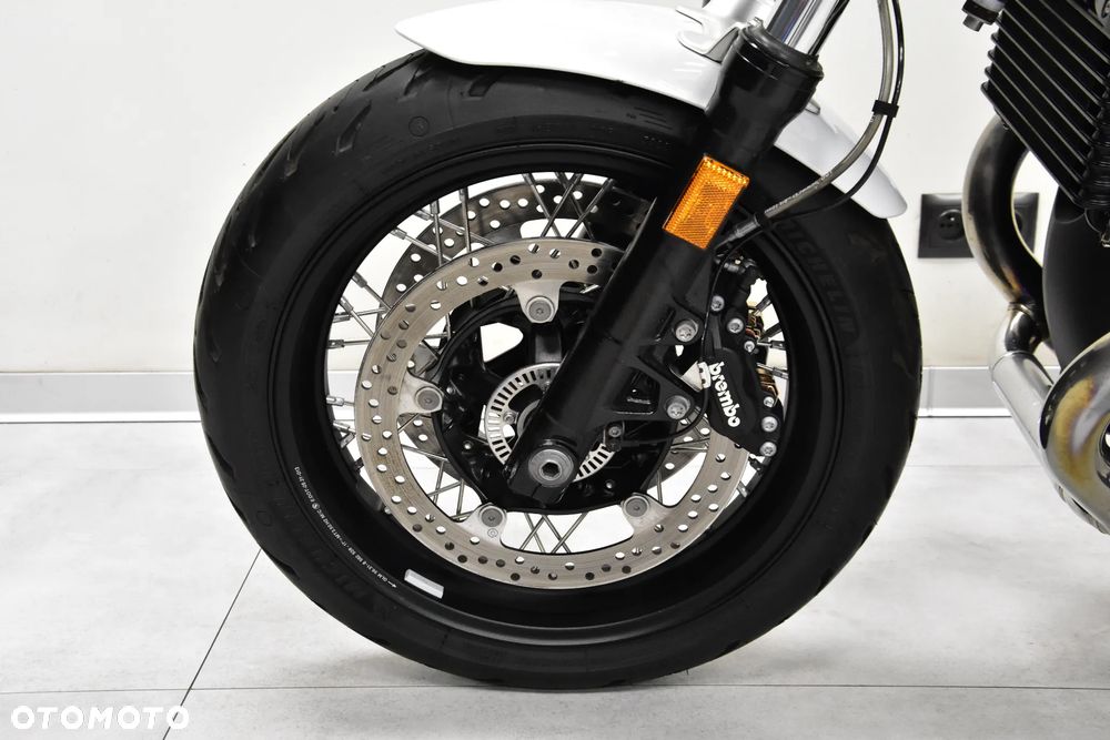 BMW R - 35