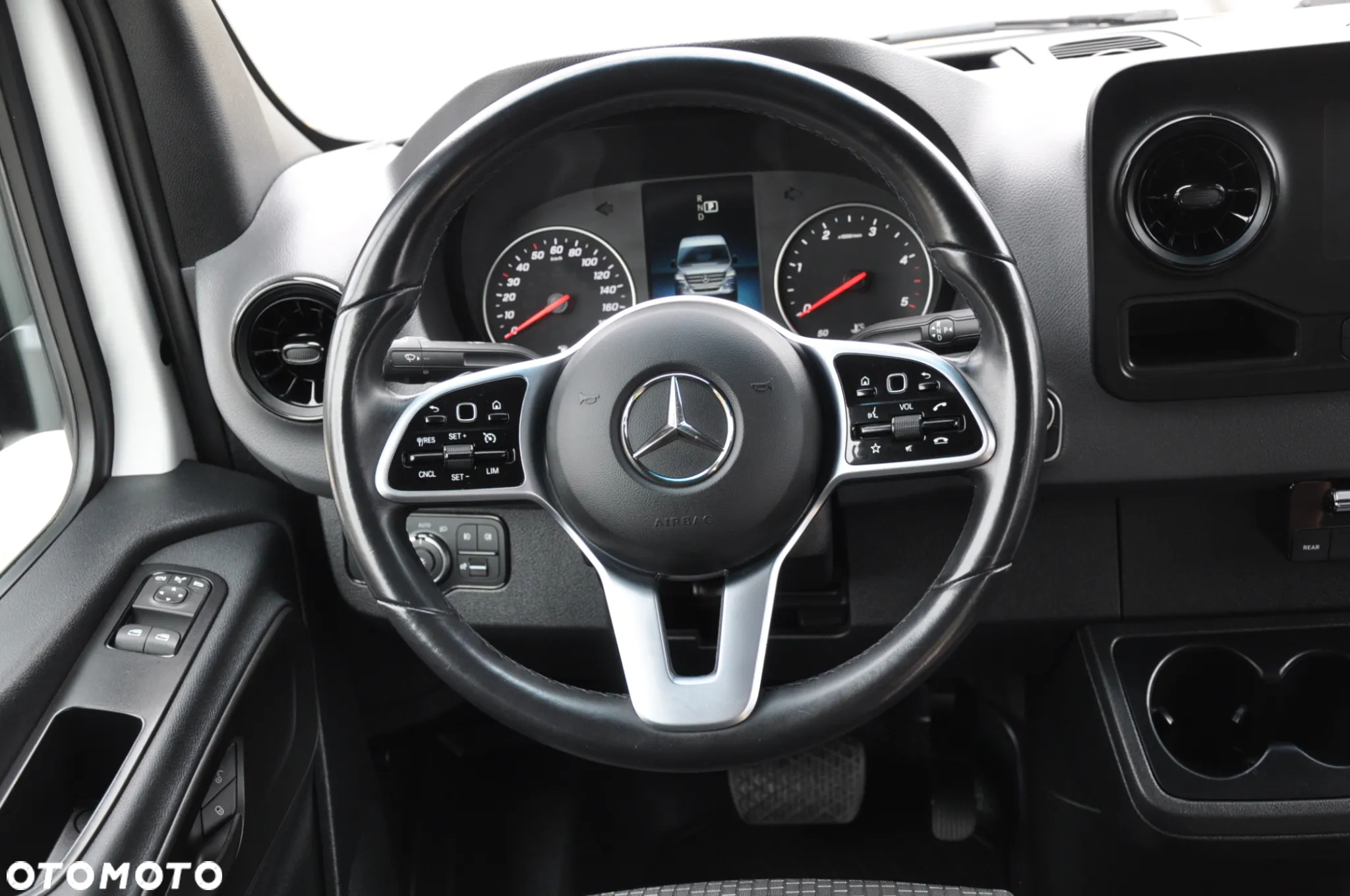 Mercedes-Benz Sprinter 319 CDI Standard SELECT 9G-Tronic 907.233 - 35