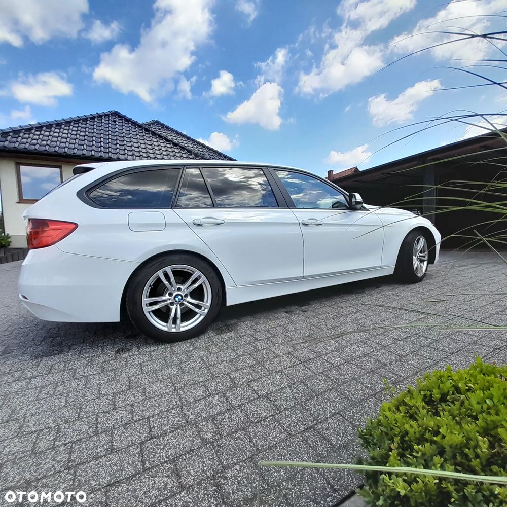 BMW Seria 3 318d - 2