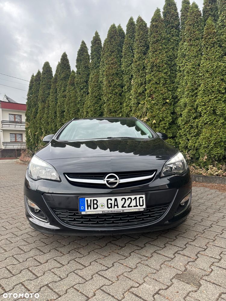 Opel Astra 1.7 CDTI DPF ecoFLEX TourerStart/Stop 105g Exklusiv - 2