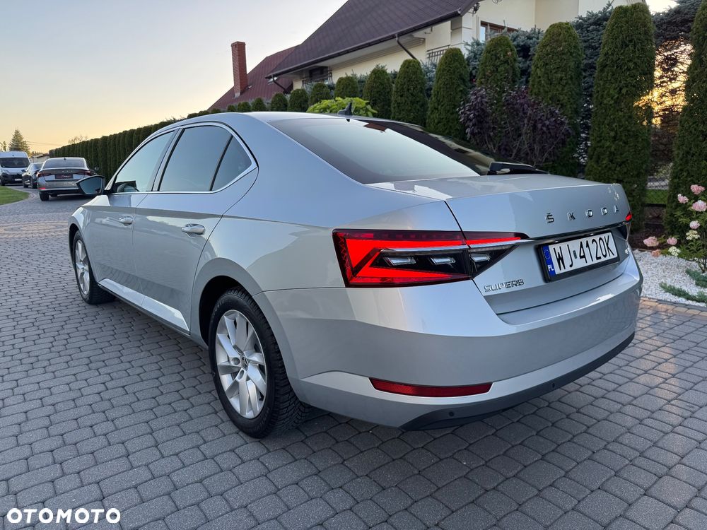 Skoda Superb 2.0 TDI SCR 4x4 Style DSG - 14