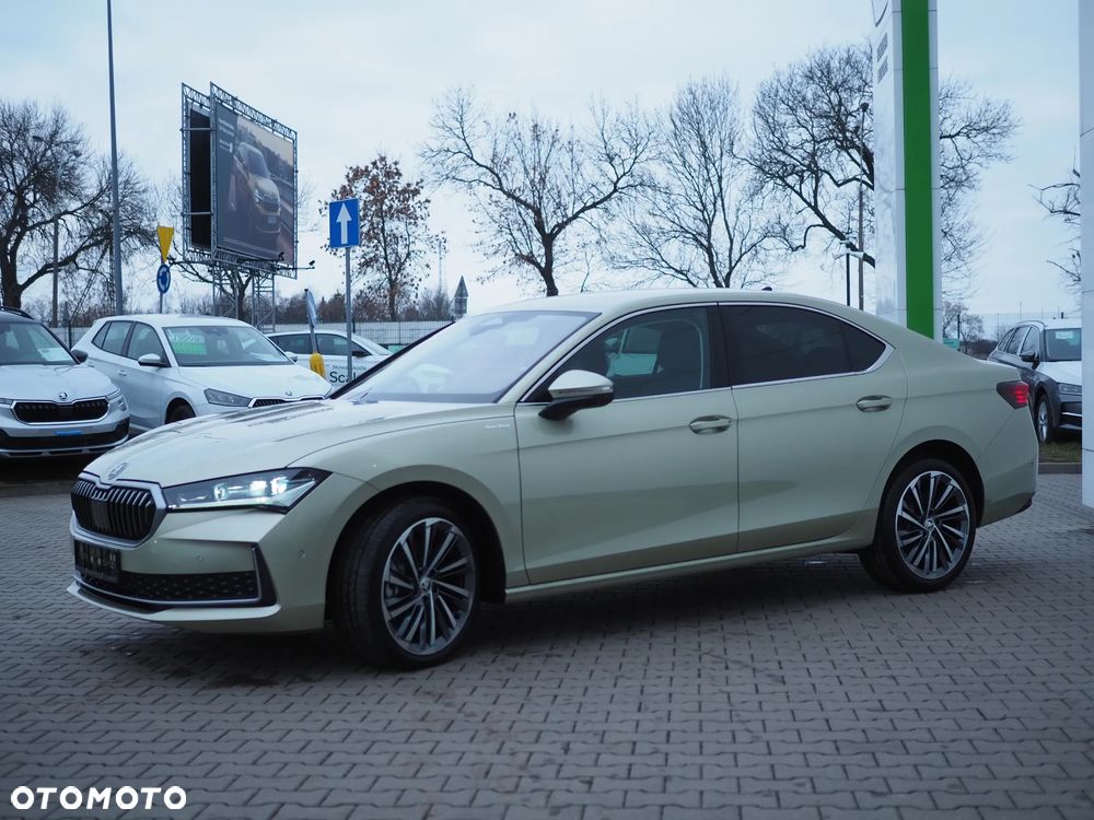 Skoda Superb 2.0 TDI SCR 4x4 L&K DSG - 5