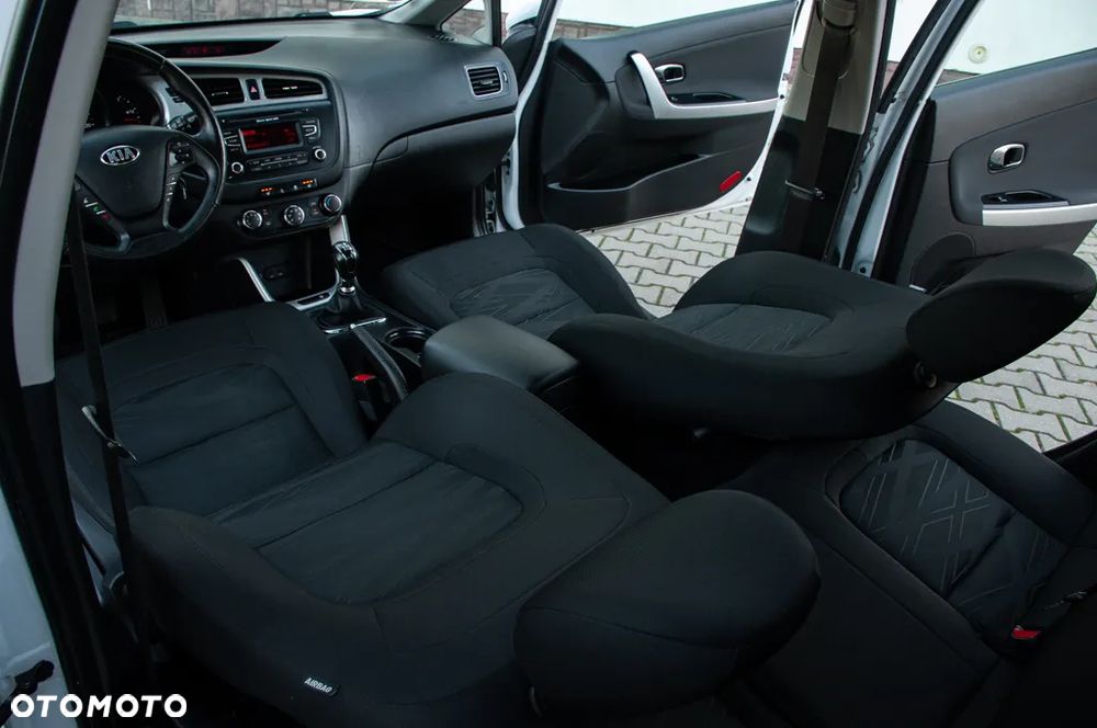 Kia Ceed 1.6 GDI Platinum Edition - 10