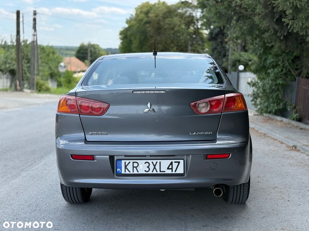 Mitsubishi Lancer 2009 photo 3