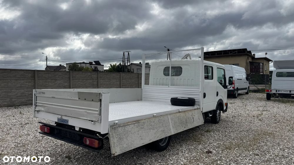 Nissan CABSTAR - 2