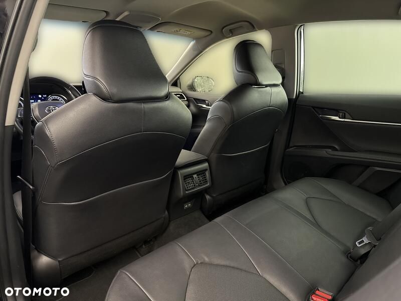 Toyota Camry 2.5 Hybrid Comfort CVT - 19