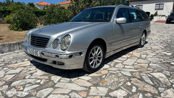 Mercedes-Benz E 220 CDI Avantgarde