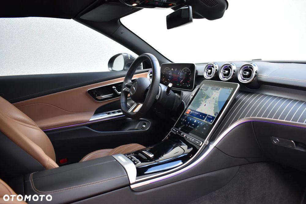 Mercedes-Benz CLE 300 4Matic Cabrio 9G-TRONIC - 14
