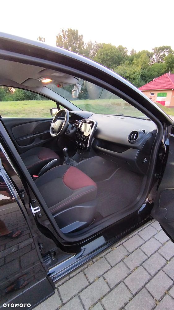 Renault Clio - 8