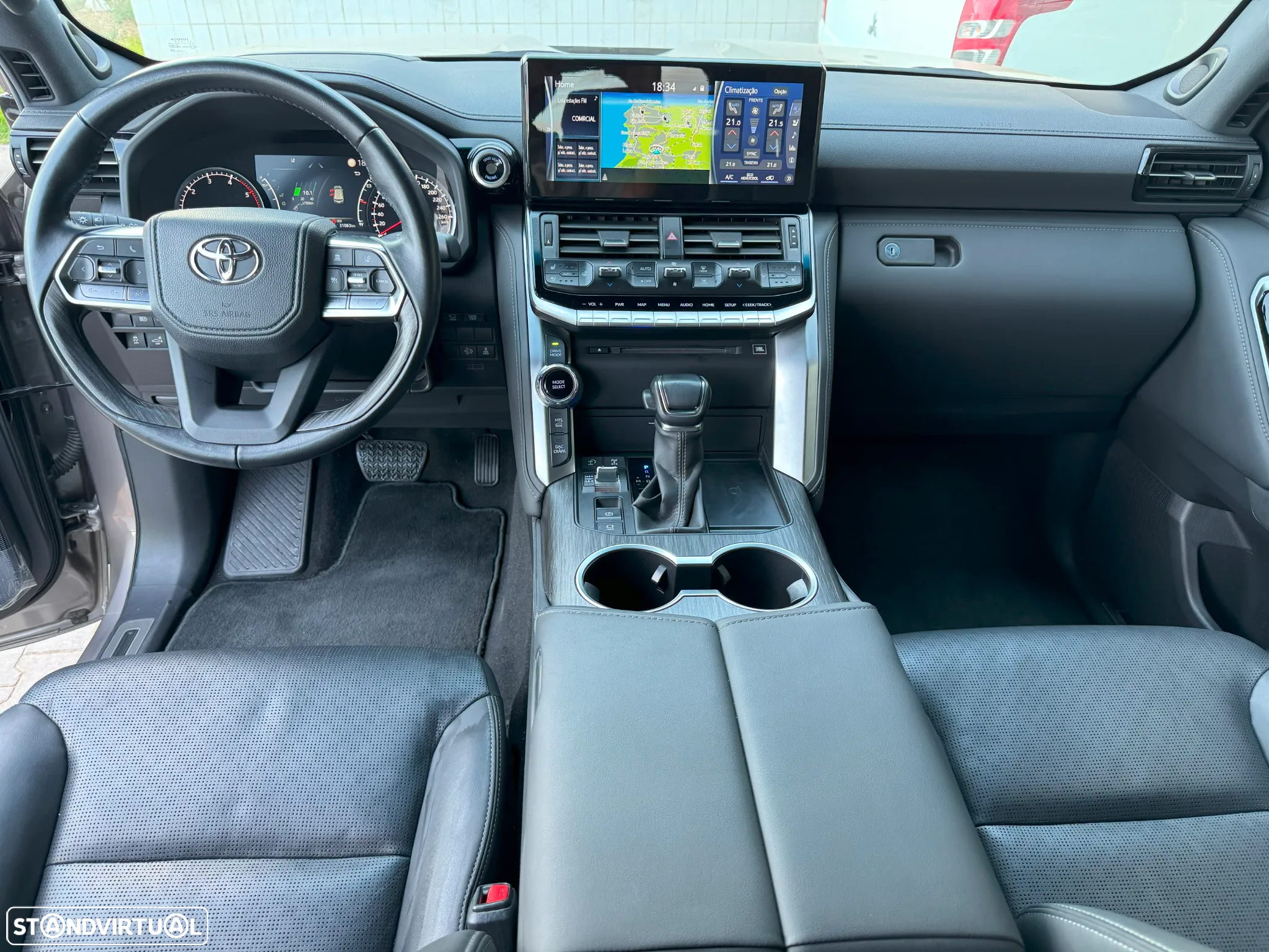Toyota Land Cruiser - 19