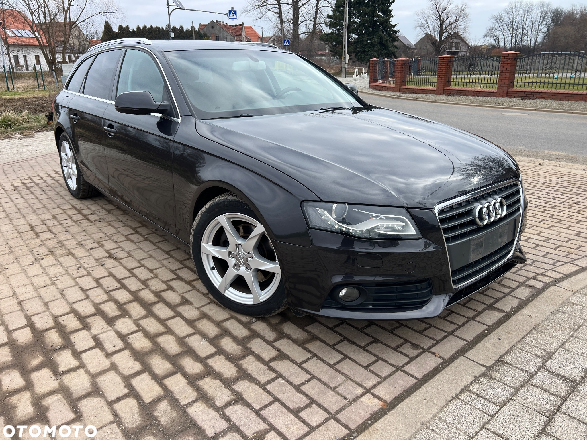 Audi A4 Avant 2.0 TDI DPF multitronic Attraction - 2