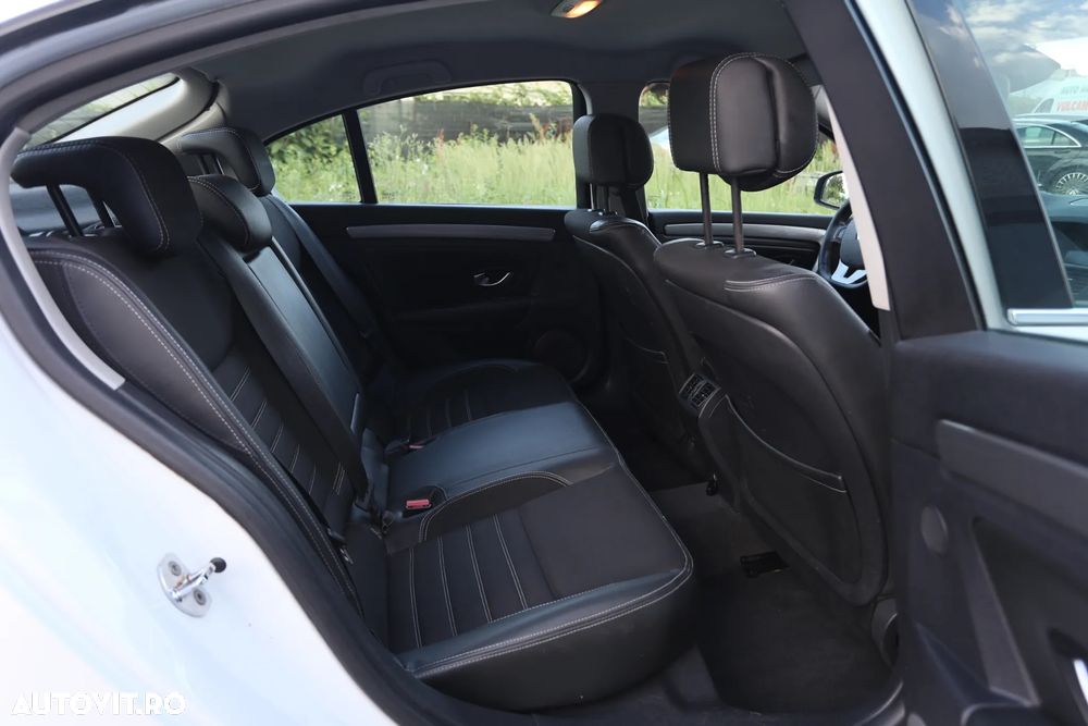 Renault Laguna dCi 110 FAP Limited - 9