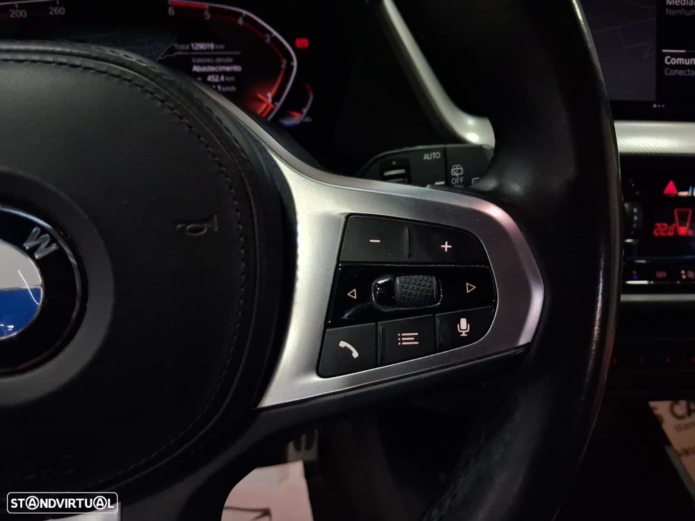 BMW 116 d Pack Desportivo M Auto - 17