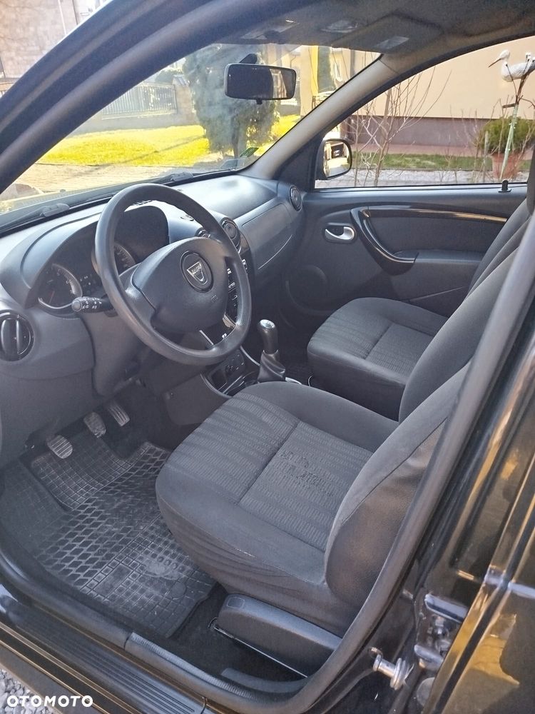 Dacia Duster dCi 90 FAP 4x2 Ambiance - 6