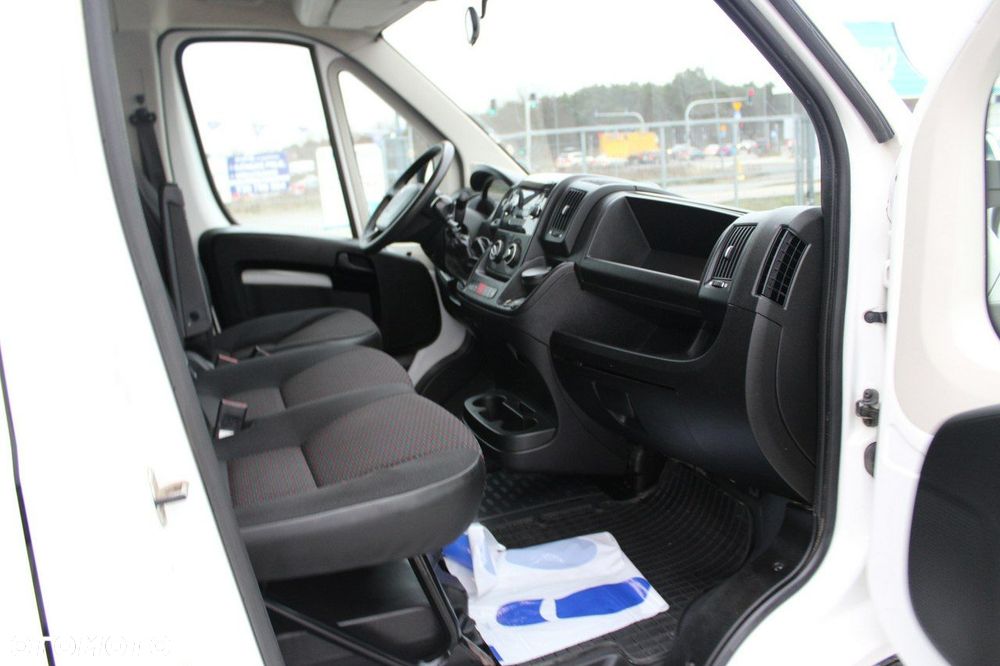 Peugeot Boxer - 25